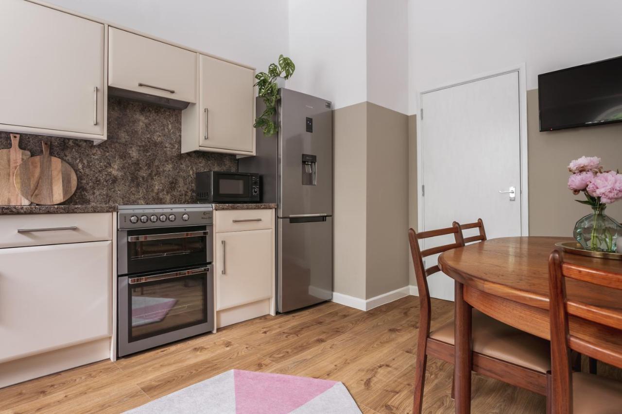 14 Church Street- Close To Windermere Train Station 외부 사진
